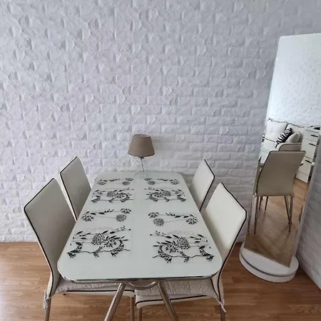 апарамент за гости романс марин Appartement Sunny Beach